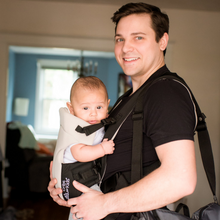 Load image into Gallery viewer, Snugette Baby Carrier™
